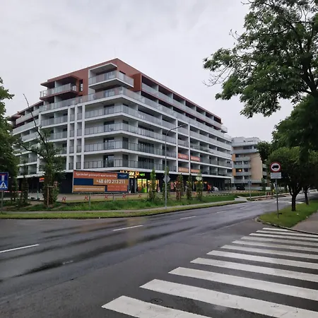 Porty C120 Apartament Kasprowicza Pool Sauna Parking Kolobrzeg Exterior photo